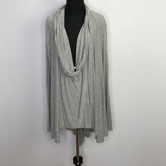 Barneys New York drapery cowl neckline oversized stretchy thumb hole top - Picture 9 of 10
